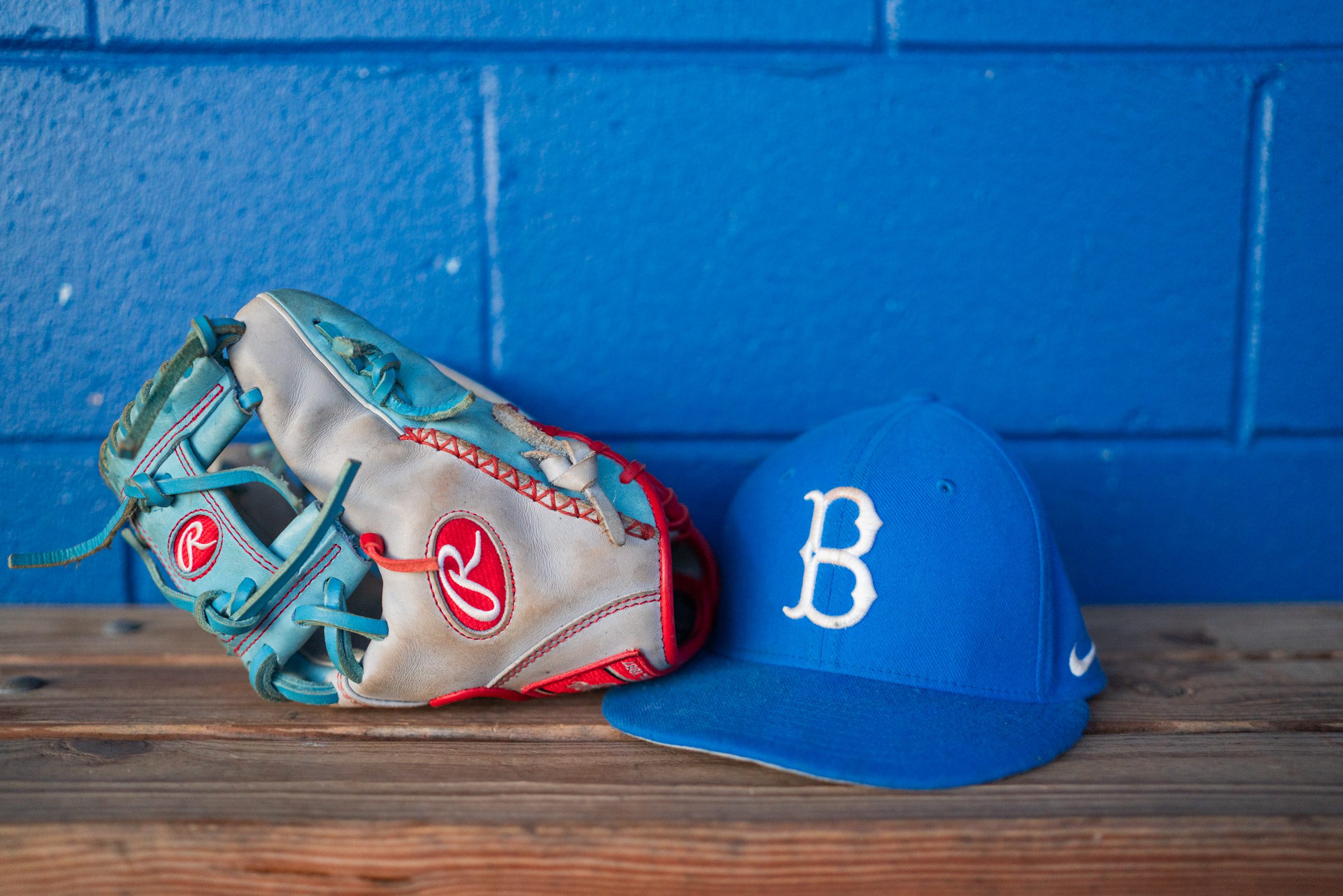 High school senior props for photo session in Spartanburg, South Carolina by Taylor Johnson Photography